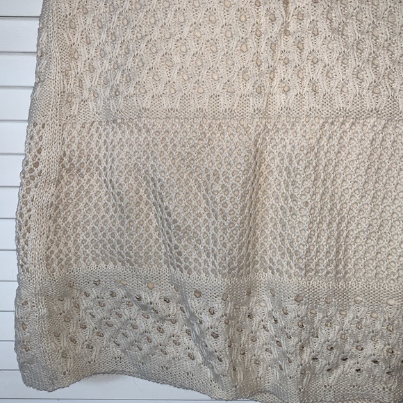 Halter dress - Picture 3 of 7